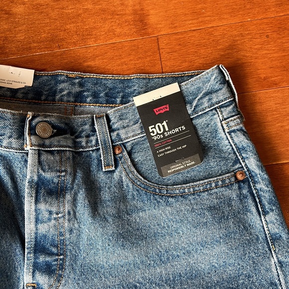 Levi's 501 90's Shorts Women's High Rise Easy Through Hips Button Fly - Picture 9 of 9